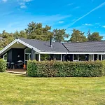 5 Star Holiday Home In Hals * هالس